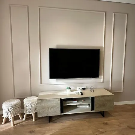 Apartment Bliss *
