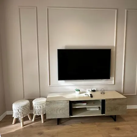 Bliss Apartment *